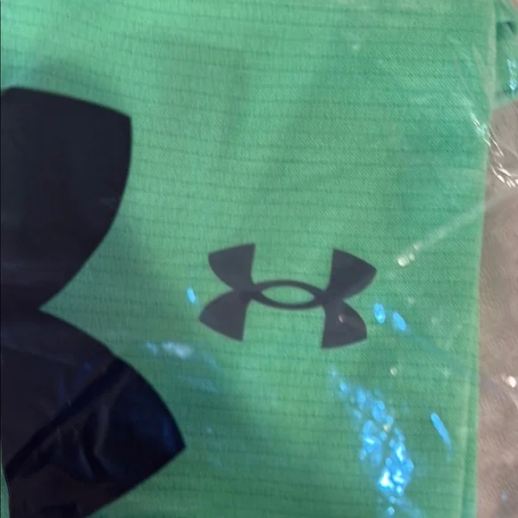 Under Armour Green Polo Shirt Brand new.  Size 4XLT. - Picture 3 of 4